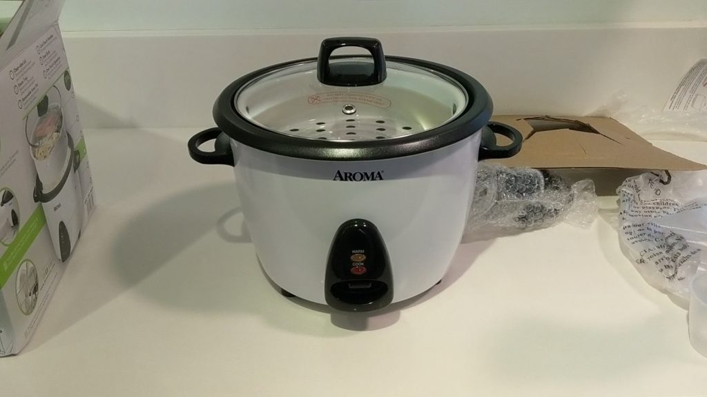Place the lid on top to finish of the Aroma rice cooker